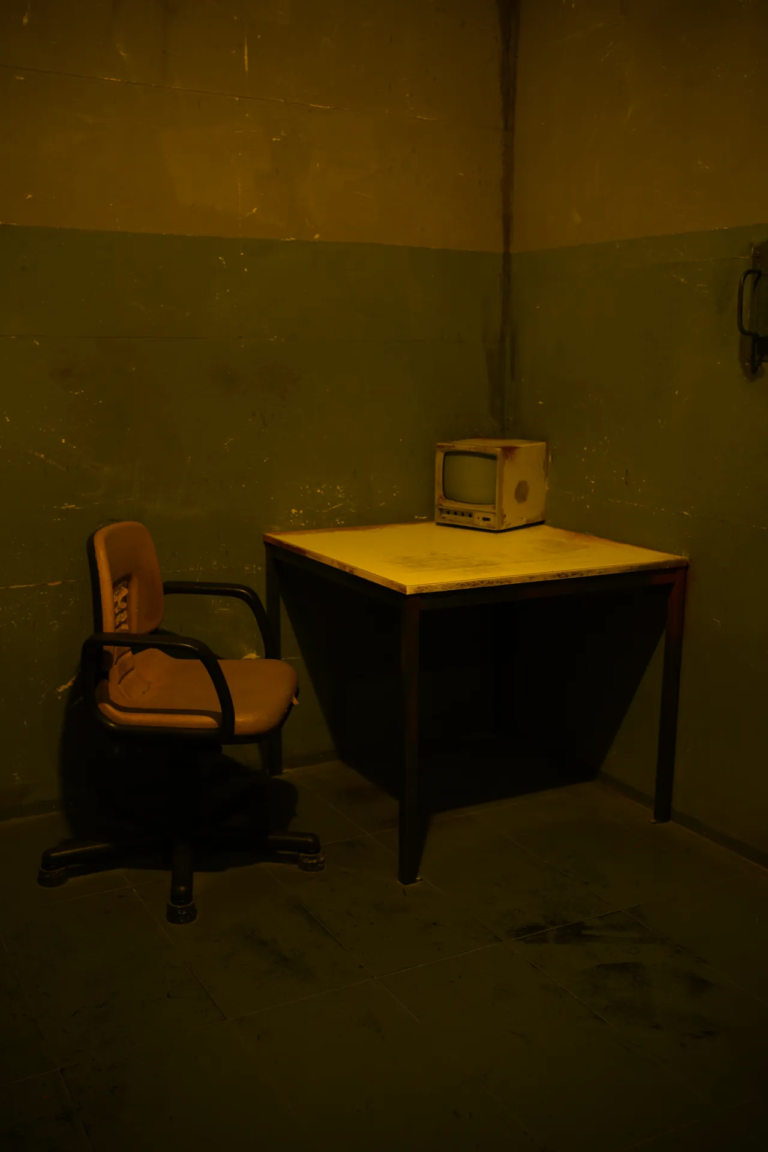 Es ist gar nicht so einfach, an das Artefakt heran zu kommen.